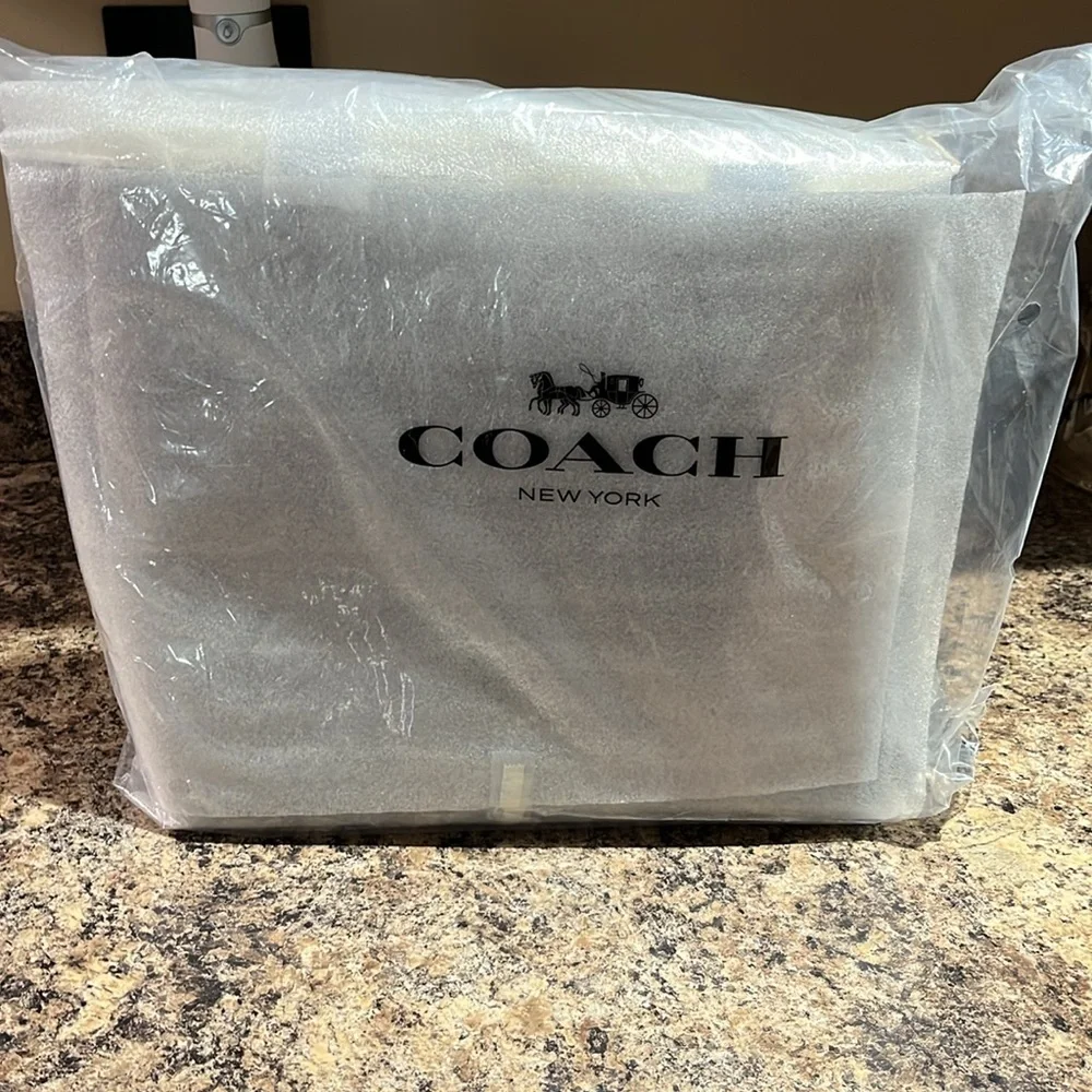 Coach Derby Tote In Mist - Picture 3 of 10